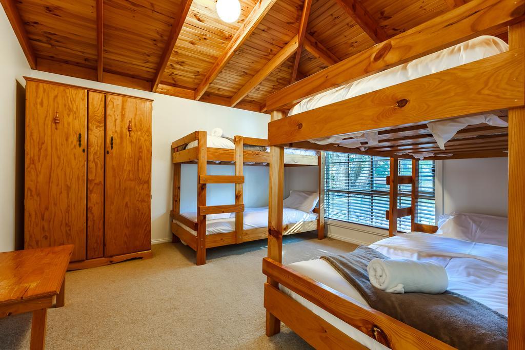 The Cottages At Hepburn Springs Room photo